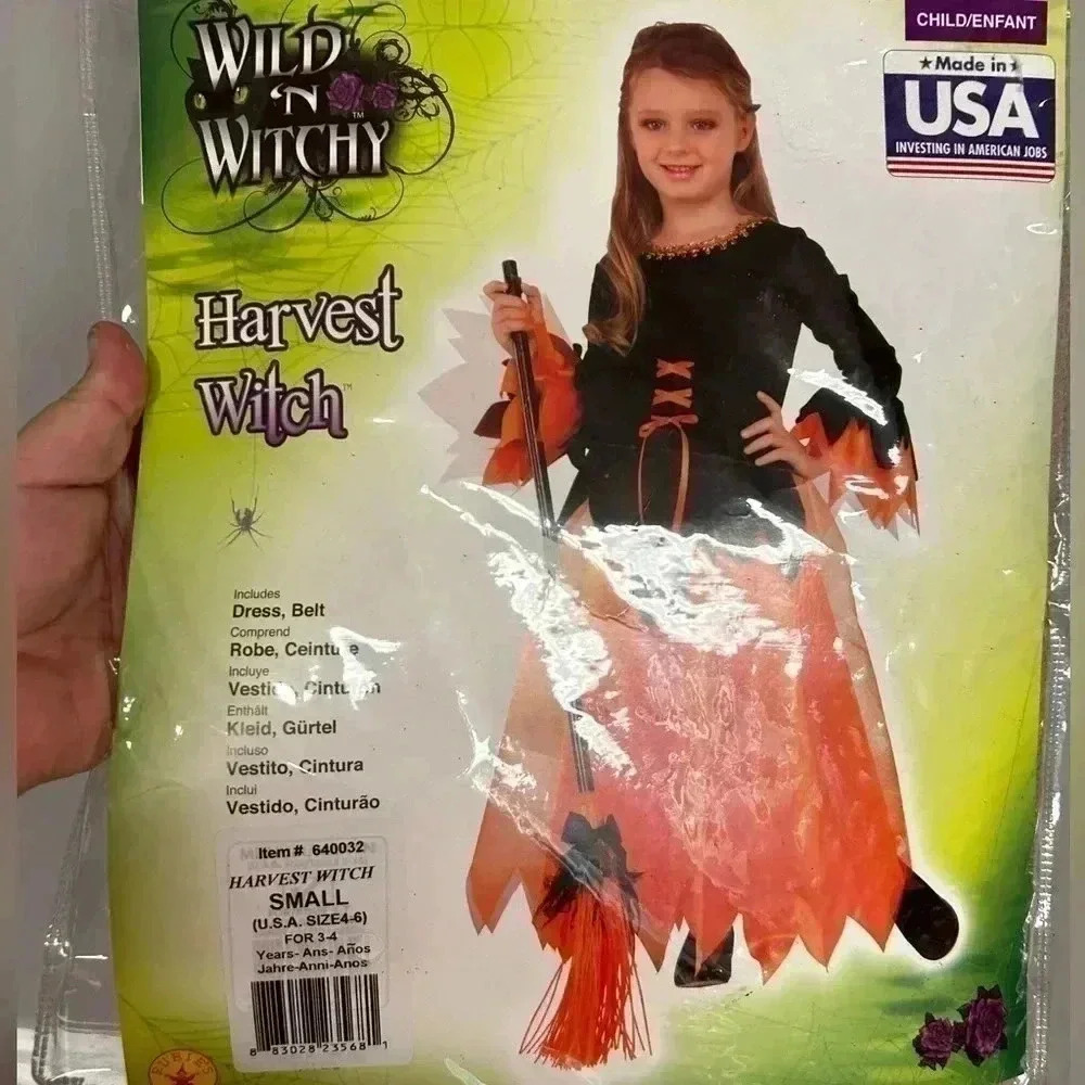 Halloween costume.Size small‎ 4-6. New